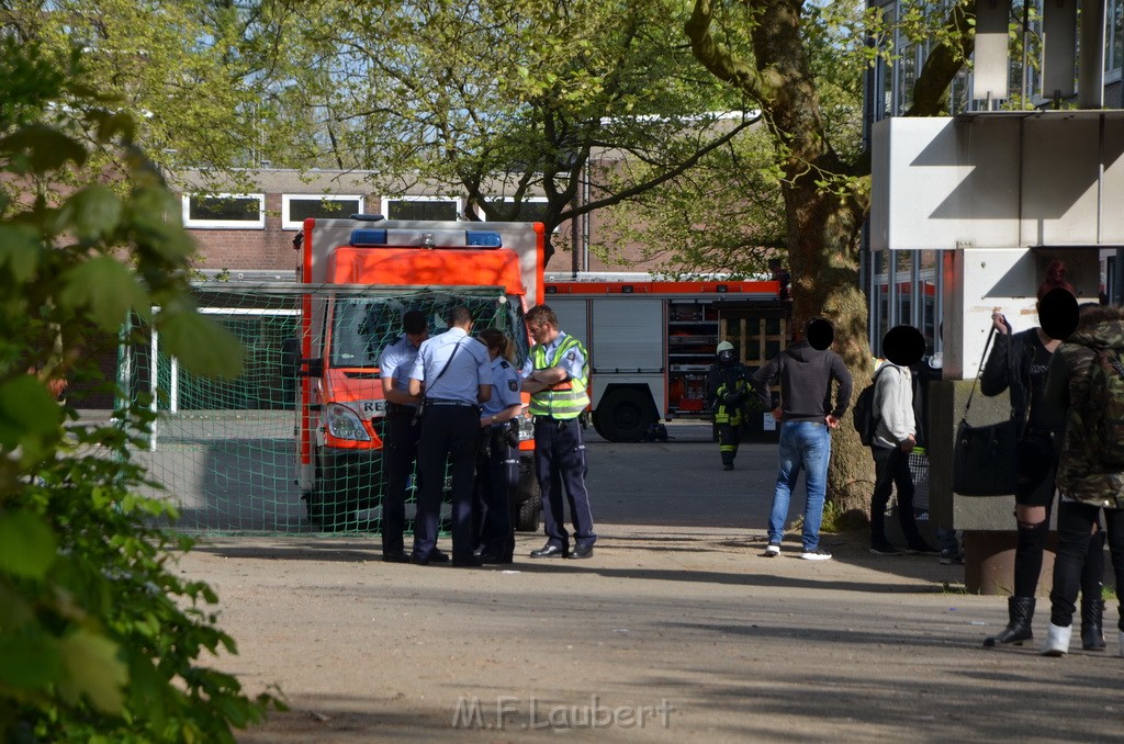 Geruch in Schule Koeln Brueck Helene Weber Platz P73.JPG - Miklos Laubert